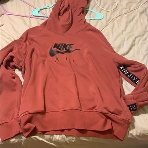 nike sweatshirt